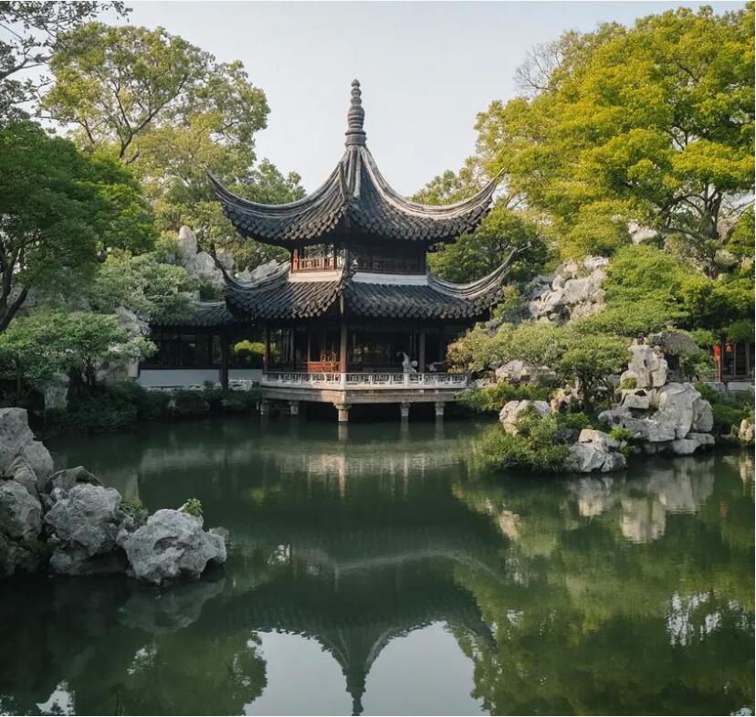 京山县访风餐饮有限公司